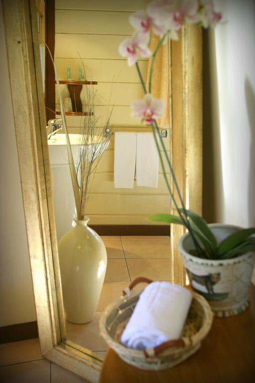 Le Domaine Des Pierres Hotel Сен-Пиер Стая снимка