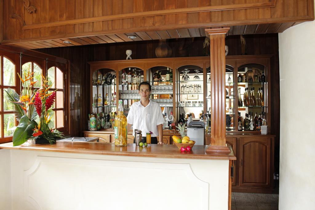Le Domaine Des Pierres Hotel Сен-Пиер Екстериор снимка