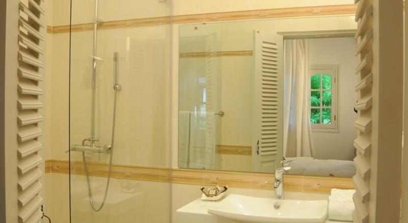 Le Domaine Des Pierres Hotel Сен-Пиер Екстериор снимка