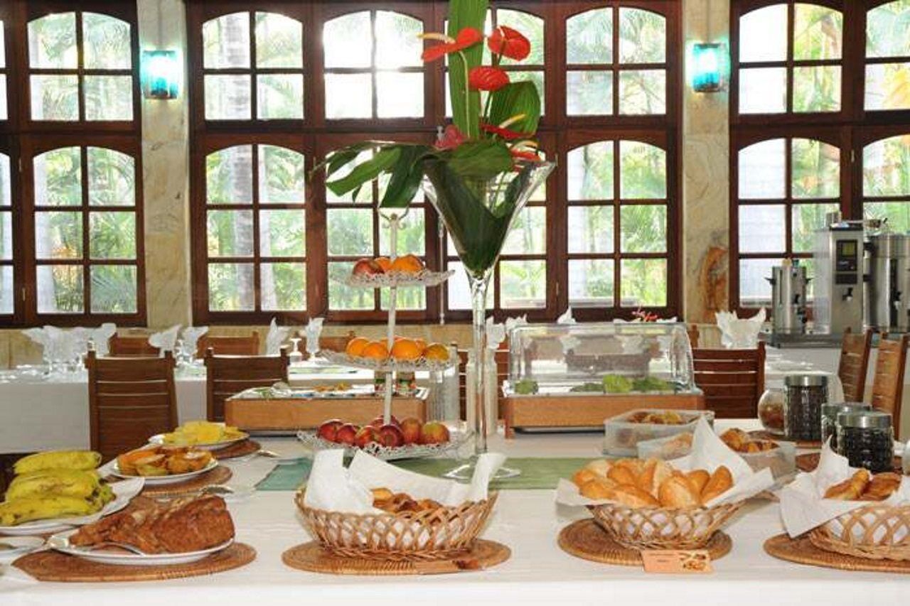 Le Domaine Des Pierres Hotel Сен-Пиер Екстериор снимка